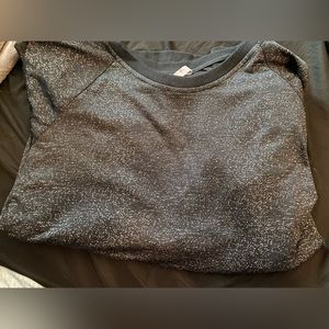 Cinch crew w/ zip up sides. Size XL